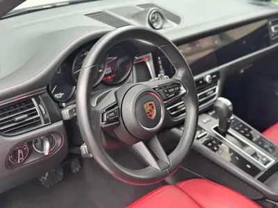 Porsche Macan 2023, 30000 км, за 49874.99 USD - фото 16