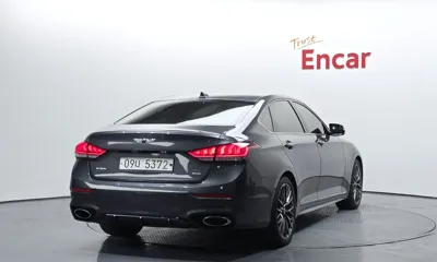Genesis G80 2018, 125581 км, за 12228.99 USD