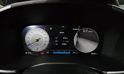 Hyundai Santafe 2021, 68409 км, за 17395.3 USD - фото 8