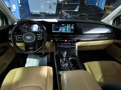 Kia Canival 2021, 102887 км, за 14006.52 USD
