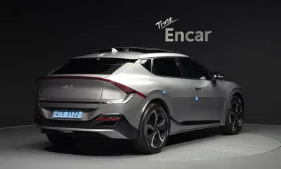 Kia EV6 2022, 97888 км, за 20152.11 USD