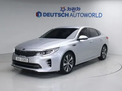 Kia K5 · 2016 год
