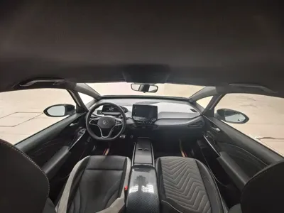 Volkswagen ID.3 2024, 77500 км, за 11594.83 USD