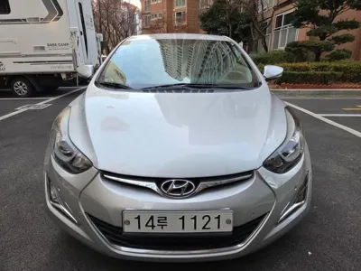 Hyundai Avante 2015, 134961 км, за 3569.53 USD