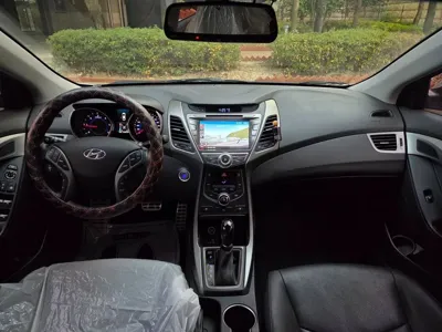 Hyundai Avante 2015, 134961 км, за 3569.53 USD - фото 11