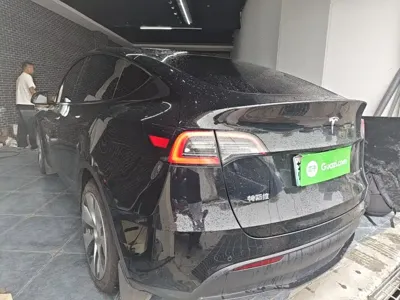 Tesla Model Y 2023, 108200 км, за 22507.85 USD