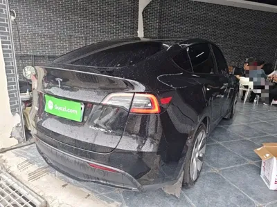 Tesla Model Y 2023, 108200 км, за 22507.85 USD - фото 7