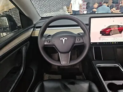 Tesla Model Y 2023, 108200 км, за 22507.85 USD - фото 11