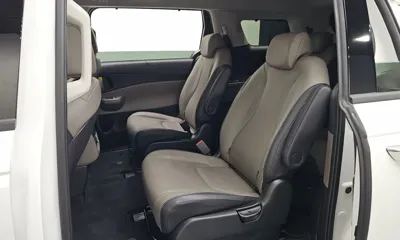 Kia Canival 2025, 28369 км, за 25469.35 USD - фото 26