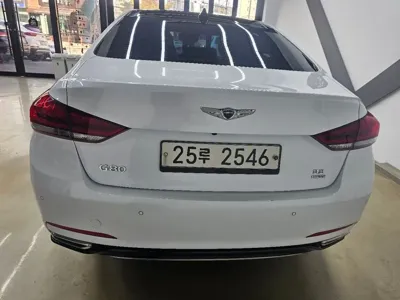 Genesis G80 2018, 78368 км, за 17657.87 USD