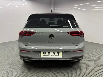 Volkswagen Golf 2023, 10000 км, за 19125.06 USD - фото 19