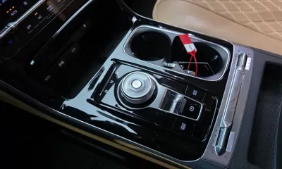 Kia Canival 2023, 56603 км, за 20145.61 USD - фото 9