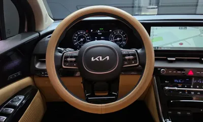 Kia Canival 2023, 56603 км, за 20145.61 USD - фото 13