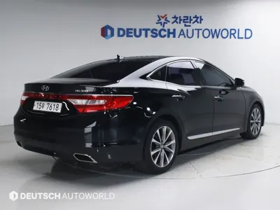 Hyundai Grandeur 2015, 101497 км, за 4429.97 USD
