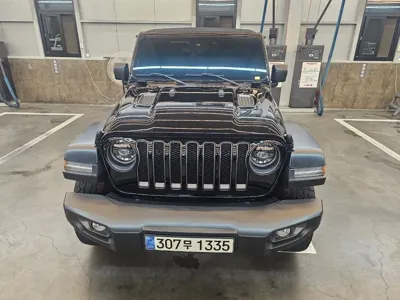 Jeep Wrangler 2023, 51000 км, за 37661.05 USD