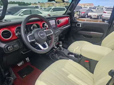 Jeep Wrangler 2023, 51000 км, за 37661.05 USD - фото 17