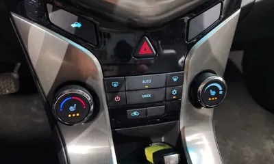 ChevroletGMDaewoo Cruze 2015, 86971 км, за 2299 USD - фото 16