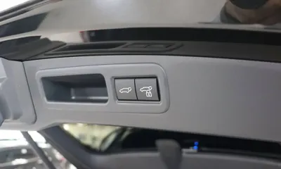 Lexus RX 2024, 4695 км, за 62073.02 USD - фото 17