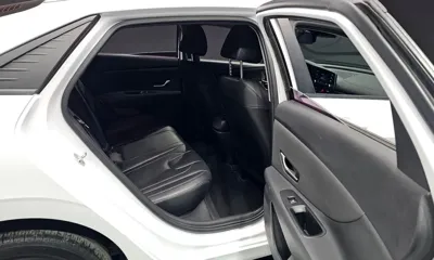 Hyundai Avante 2021, 80746 км, за 7622.15 USD - фото 11