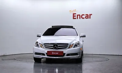 Mercedes-Benz E-Class 2013, 98254 км, за 4926.43 USD