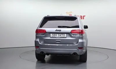 Jeep Cherokee 2015, 160943 км, за 7155.05 USD