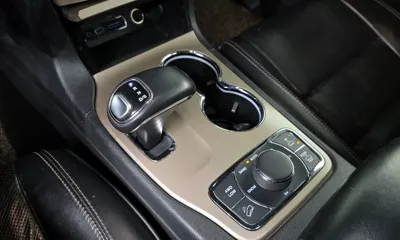 Jeep Cherokee 2015, 160943 км, за 7155.05 USD - фото 9