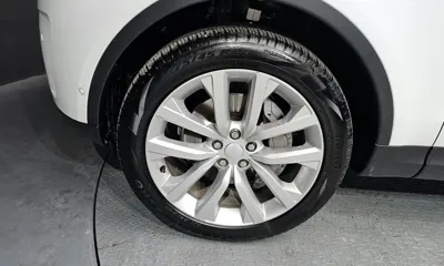 Land Rover Discovery 2023, 57831 км, за 34952.09 USD
