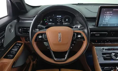 Lincoln Aviator 2023, 47800 км, за 31249.58 USD - фото 14