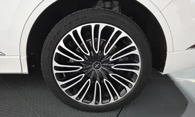 Lincoln Aviator 2023, 47800 км, за 31249.58 USD - фото 21