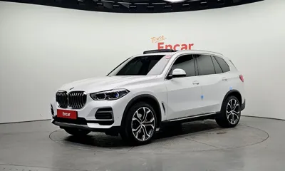 BMW X5 · 2022 год
