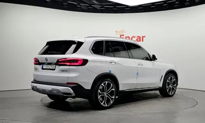 BMW X5 2022, 100497 км, за 41084.3 USD