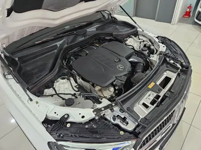 Mercedes-Benz GLC-Class 2023, 29236 км, за 42219.66 USD - фото 6
