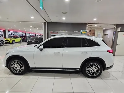 Mercedes-Benz GLC-Class 2023, 29236 км, за 42219.66 USD - фото 20