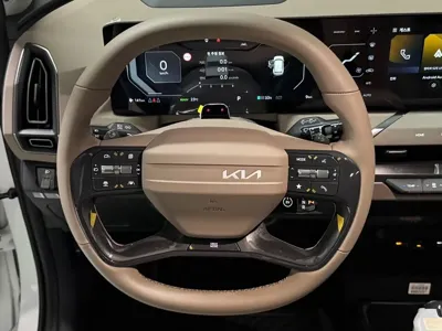 Kia EV5 2026, 338 км, за 11734.06 USD - фото 9