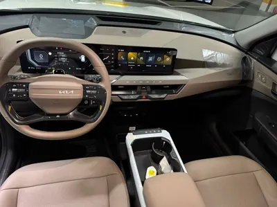 Kia EV5 2026, 338 км, за 11734.06 USD - фото 10