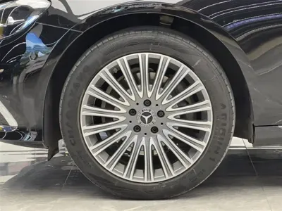 Mercedes-Benz E-Class 2023, 45400 км, за 35890.99 USD