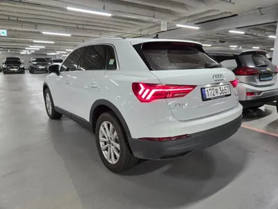 Audi Q3 2025, 6776 км, за 26977.82 USD
