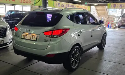 Hyundai Tucson 2013, 119200 км, за 3152.83 USD