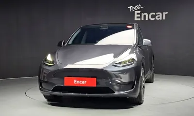 Tesla Model Y 2024, 36305 км, за 25677.69 USD