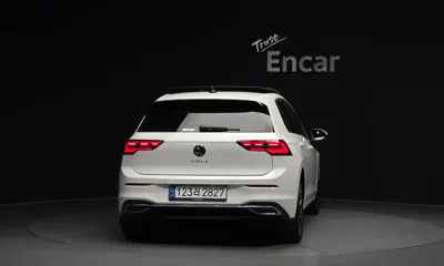 Volkswagen Golf 2022, 27747 км, за 19528.55 USD