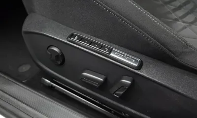 Volkswagen Golf 2022, 27747 км, за 19528.55 USD - фото 27
