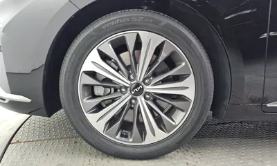 Kia K8 2022, 55802 км, за 15107.11 USD