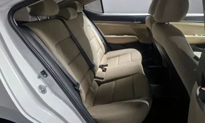 Hyundai Avante 2017, 91793 км, за 5087.54 USD - фото 13