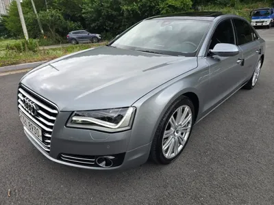 Audi A8 2013, 227839 км, за 8208.47 USD