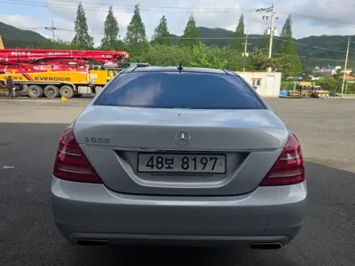 Mercedes-Benz S-Class 2011, 117000 км, за 6511.69 USD