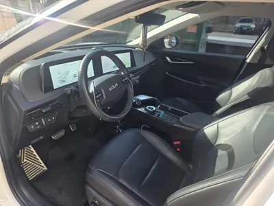 Kia EV6 2024, 40000 км, за 0 USD - фото 6