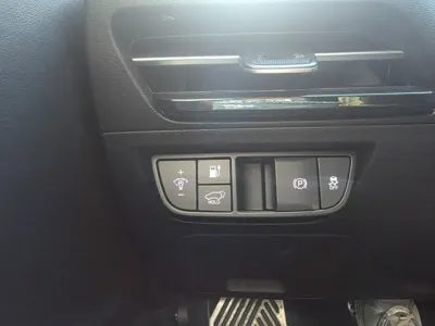 Kia EV6 2024, 40000 км, за 0 USD - фото 15