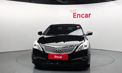 Hyundai Grandeur 2015, 273937 км, за 2775.02 USD