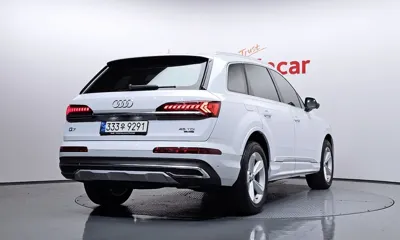 Audi Q7 2021, 25377 км, за 37112.44 USD