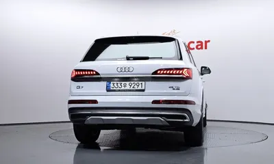 Audi Q7 2021, 25377 км, за 37112.44 USD